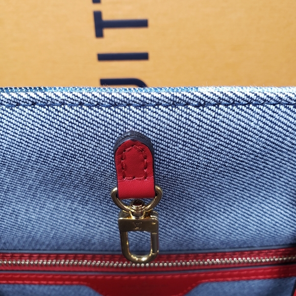 New!! Authentic Louis Vuitton ONTHEGO Tote Bag - Picture 8 of 12